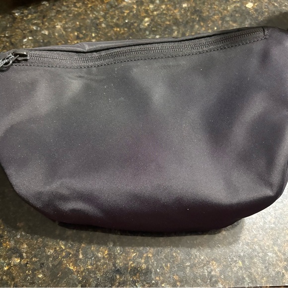 Lululemon City Adventurer Bag 2.5L - Picture 5 of 7